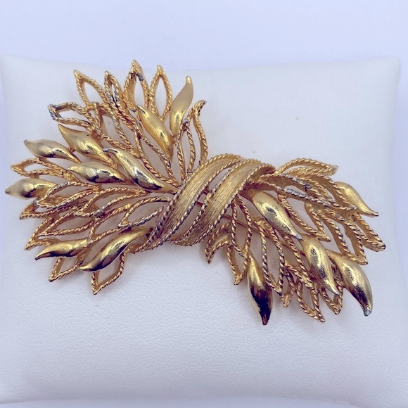Vintage Lisner Signed Wheat Brooch - Picture 1 of 7
